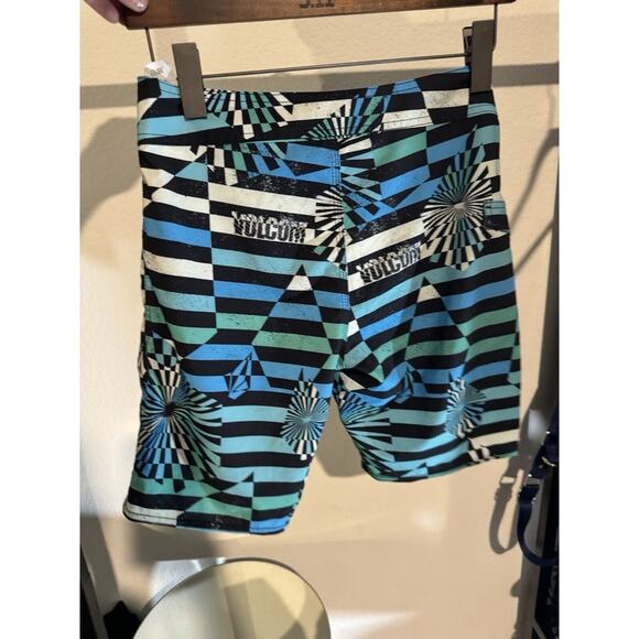 Volcom Slingers Men's Board Shorts Size 27 Striped Active Swim Surf Beach Summer - Picture 4 of 4